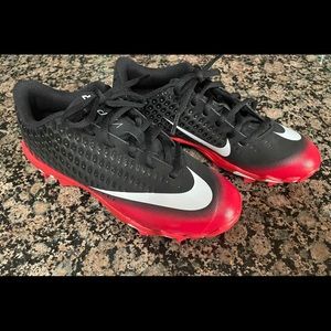 Brand new boys Nike baseball cleats size 3.5